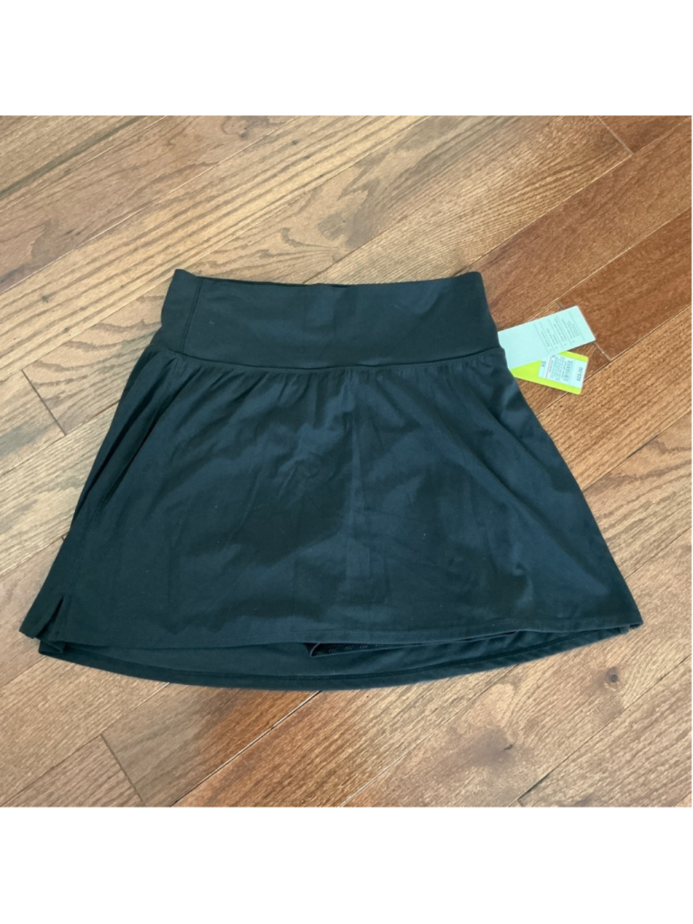 Women's All in Motion Black Mid Rise 4” Inseam Knit Skort XS